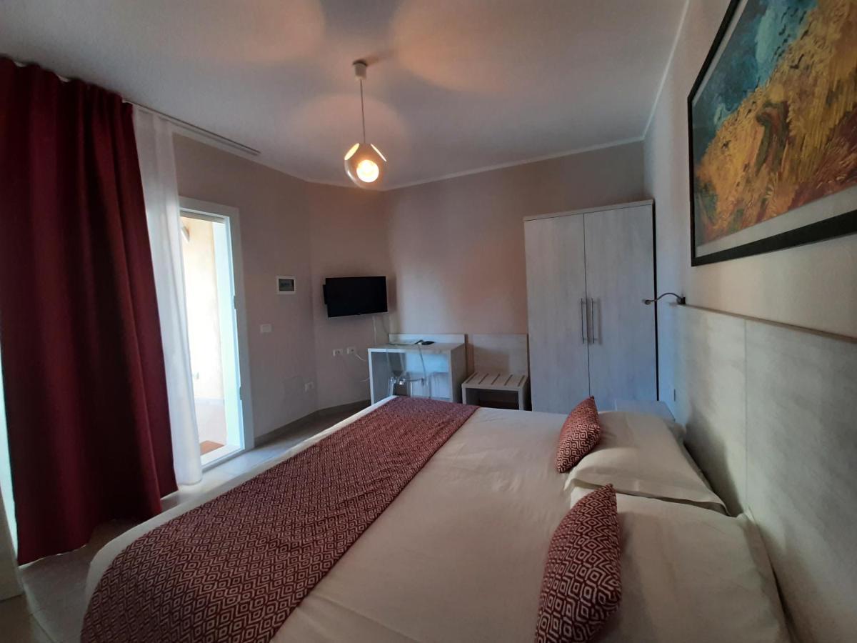 Cyrnea B&B - Adults Only Порто-Векио Екстериор снимка