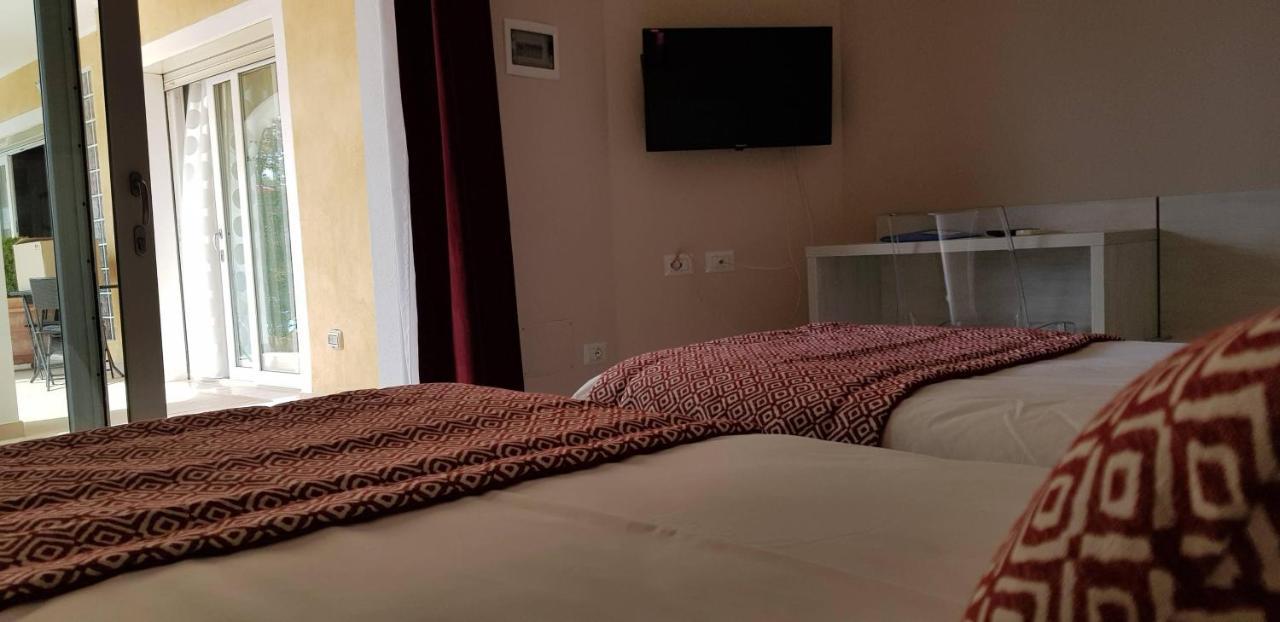 Cyrnea B&B - Adults Only Порто-Векио Екстериор снимка